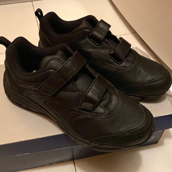 NWOT Reebok Duty Proof Time and a Half KC Leather Sneakers - Picture 1 of 6